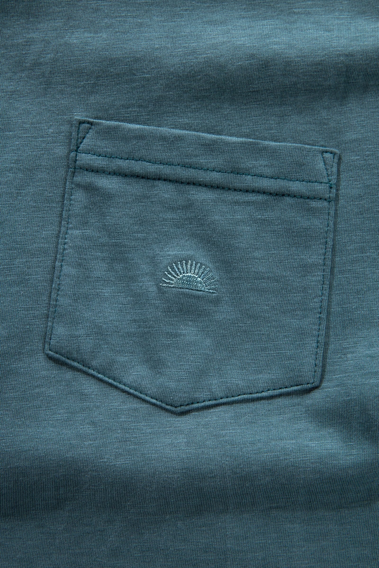 Embroidered Pocket SS T-Shirt Teal