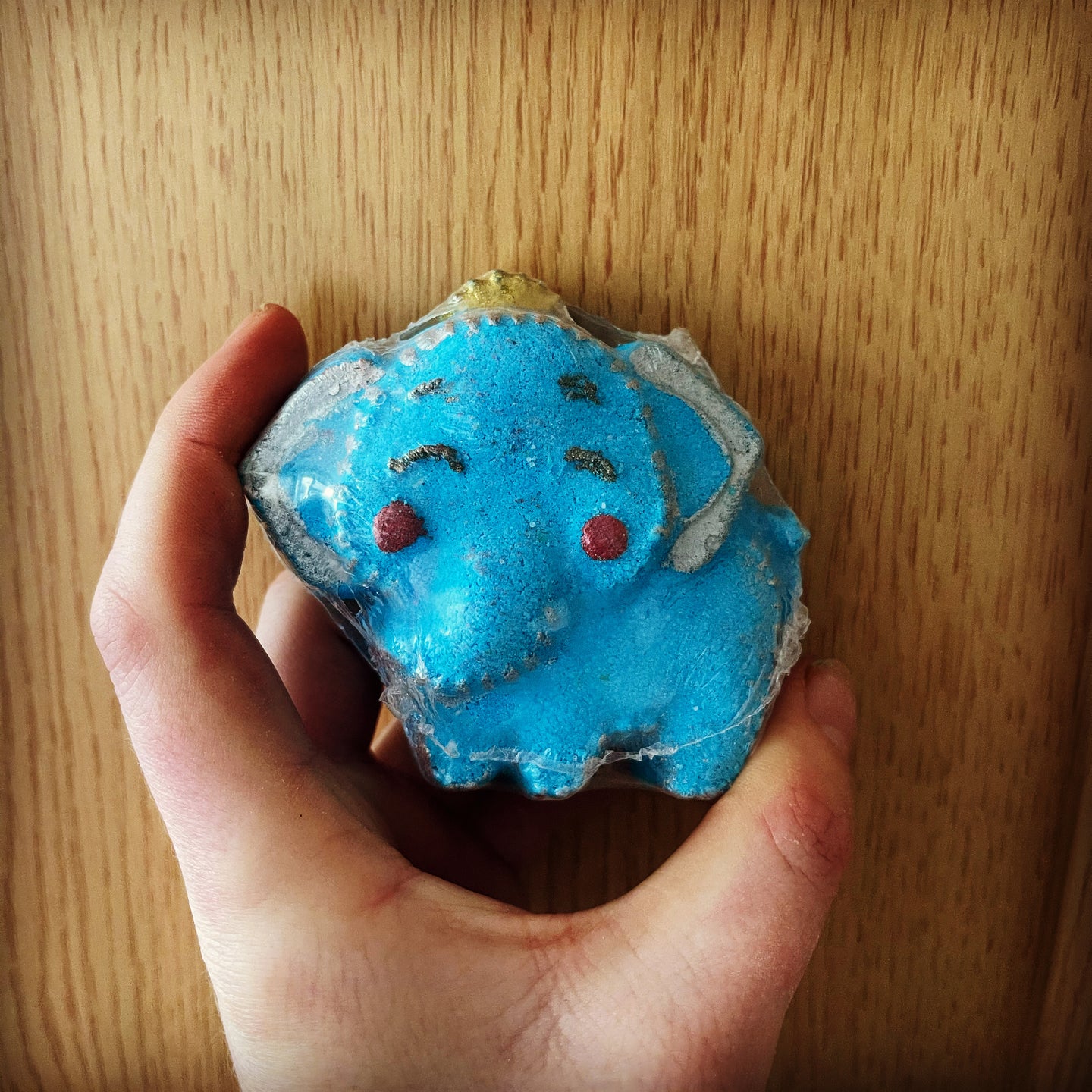 elephant bath bomb