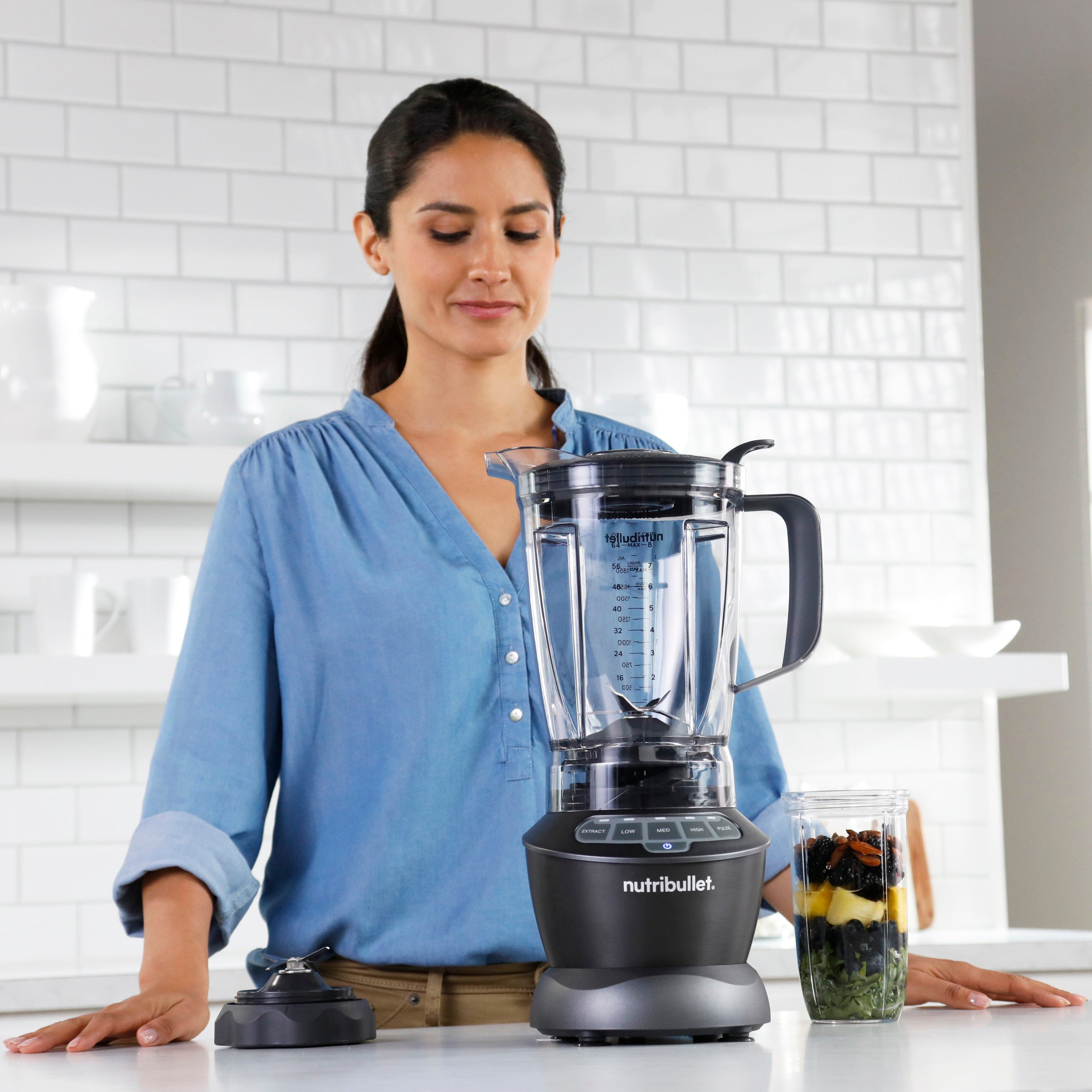  NutriBullet Blender Combo with Single Serve Cups