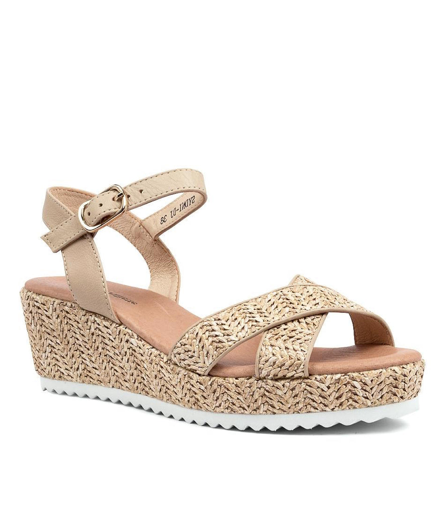 DJANGO AND JULIETTE Sydni Raffia Wedge 