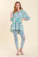 Load image into Gallery viewer, Umgee Paisley Print V-Notch Top in Green Mix

