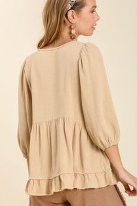 Umgee Linen Blend Top with Button and Frayed Details in Natural