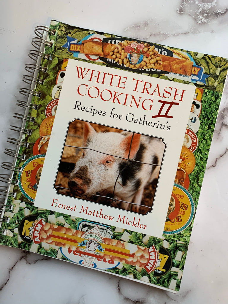 The Mere Mortal's Guide to Fine Dining: From Salad Forks to Sommeliers, How  to Eat and Drink in Style Without Fear of Faux Pas: Rush, Colleen:  9780767922036: : Books