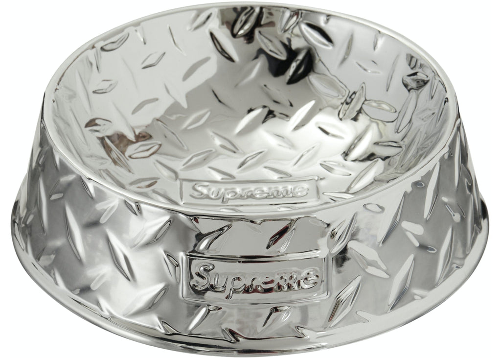 Supreme Diamond Plate Dog Bowl Red – YankeeKicks Online