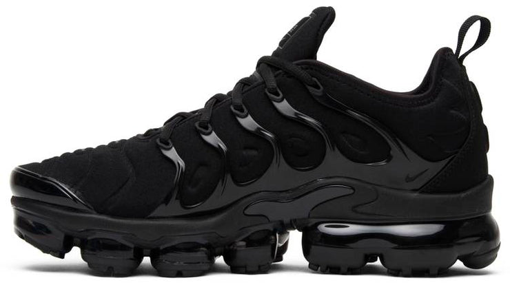 vapormax plus black grade school