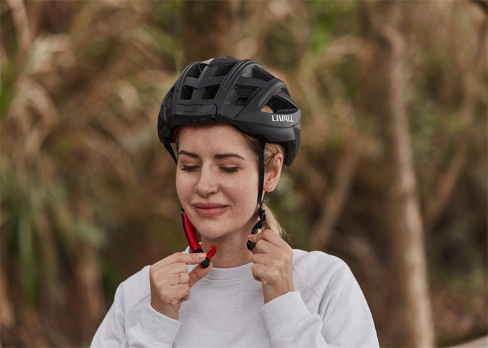 LIVALL smart black road helmet