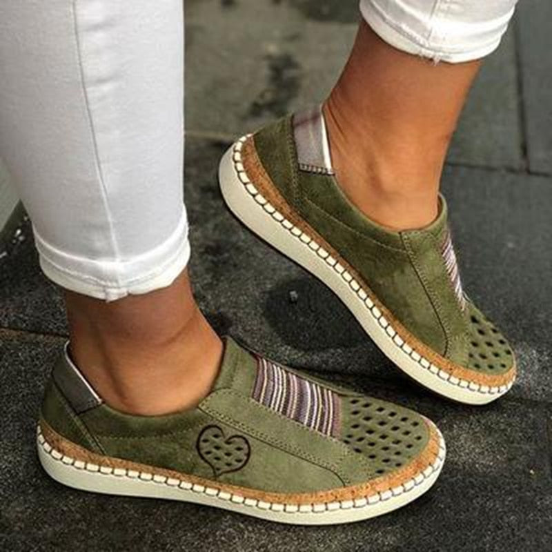 flat heel sneakers