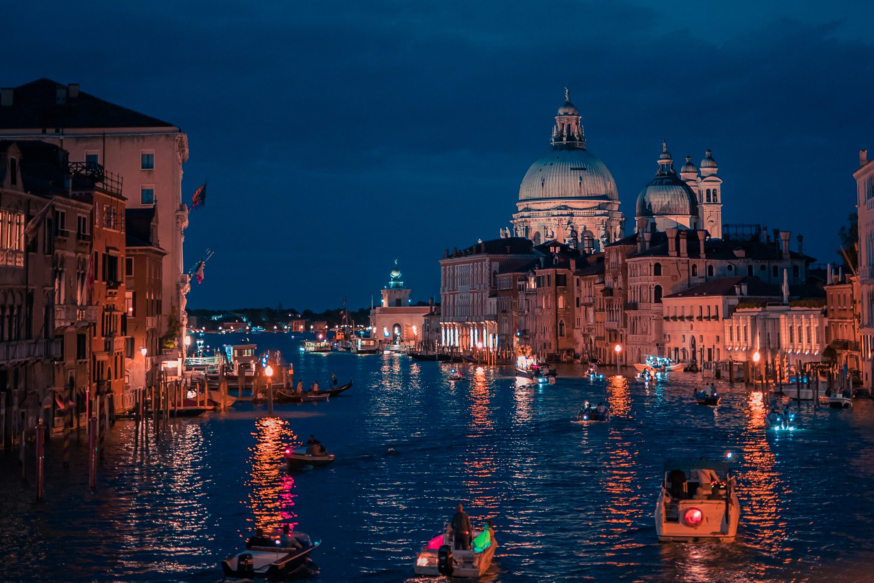 Venice at night from the Grand Canal, in the Veneto wine region, as featured in the SingleThread Wines wine blog on Italian wines