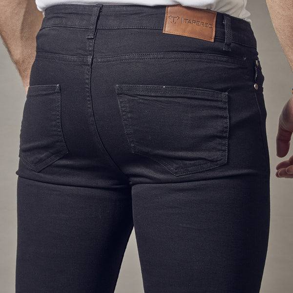 Tapered fit jeans made from hard wearing fabric
