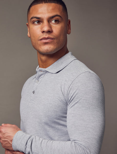 best fitting light grey polo shirts by Tapered Menswear showing no creases after folding