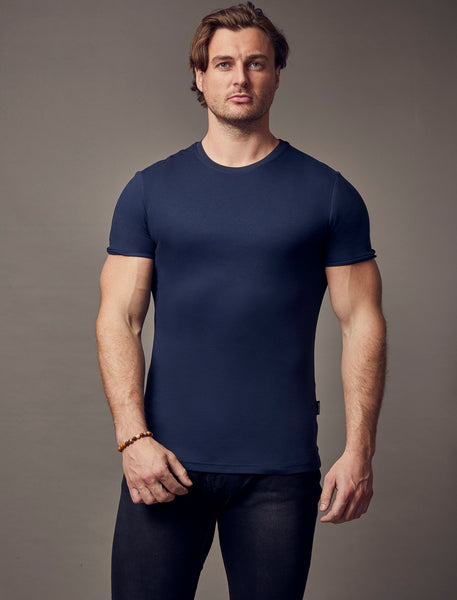 navy t-shirts with fitted sleeves by Tapered Menswear