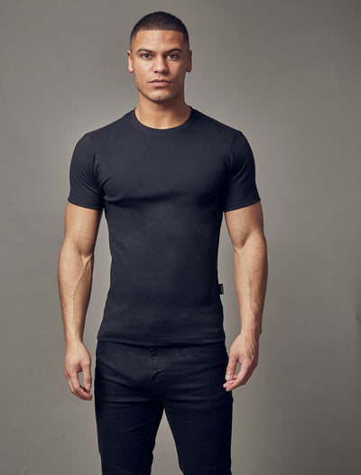 Black Tapered Fit T-Shirt - Muscle Fit T-Shirts | Tapered Menswear