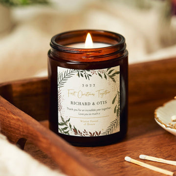 https://cdn.shopify.com/s/files/1/0281/0344/2480/products/first-christmas-together-gift-girlfriend-personalised-botanical-candle.jpg?v=1696517666&width=360