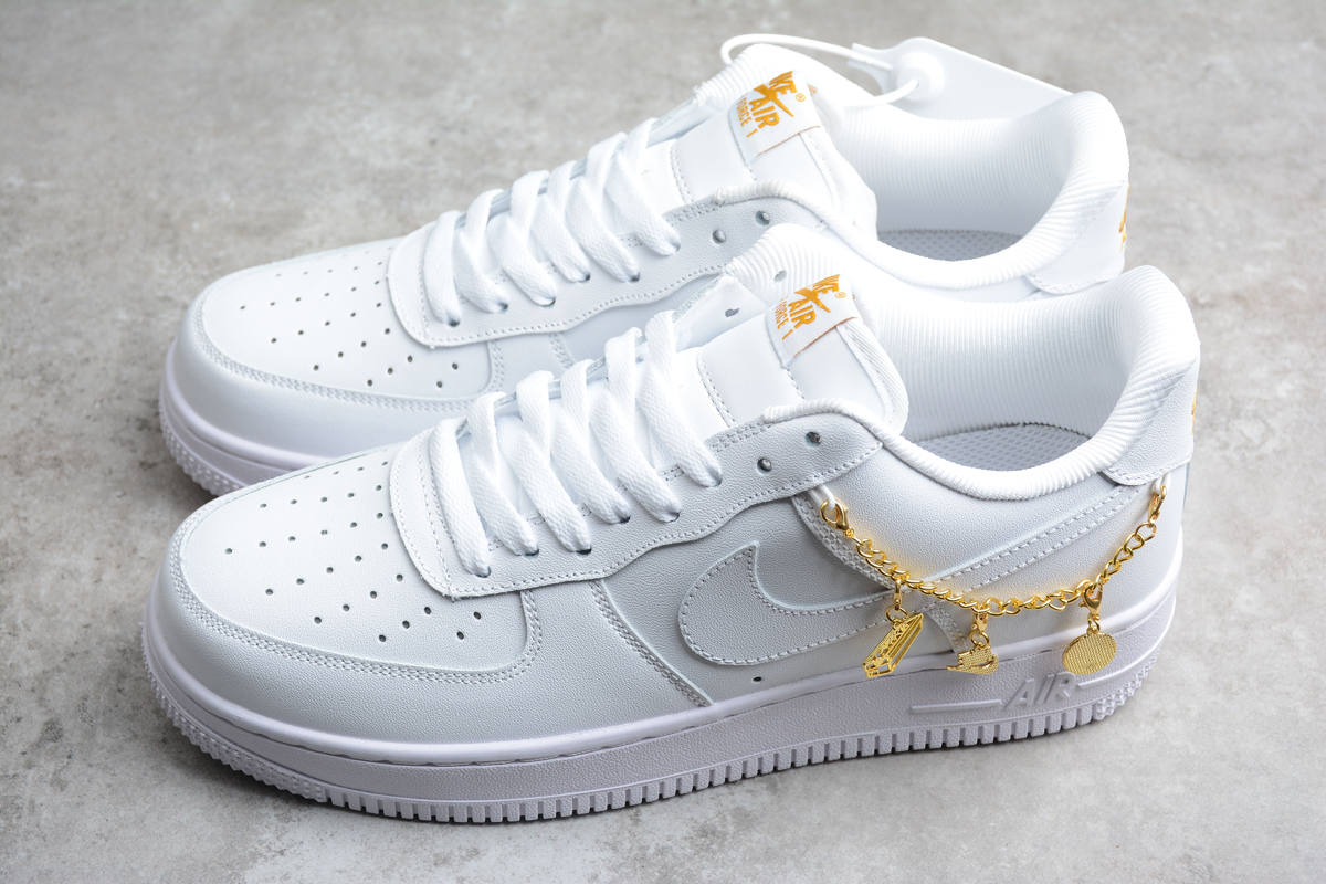 nike air force 1 pendant