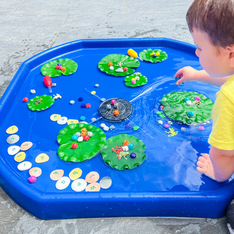 water play tuff tray