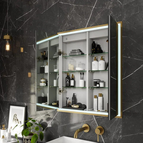 Mirror cabinet with integrated lighting