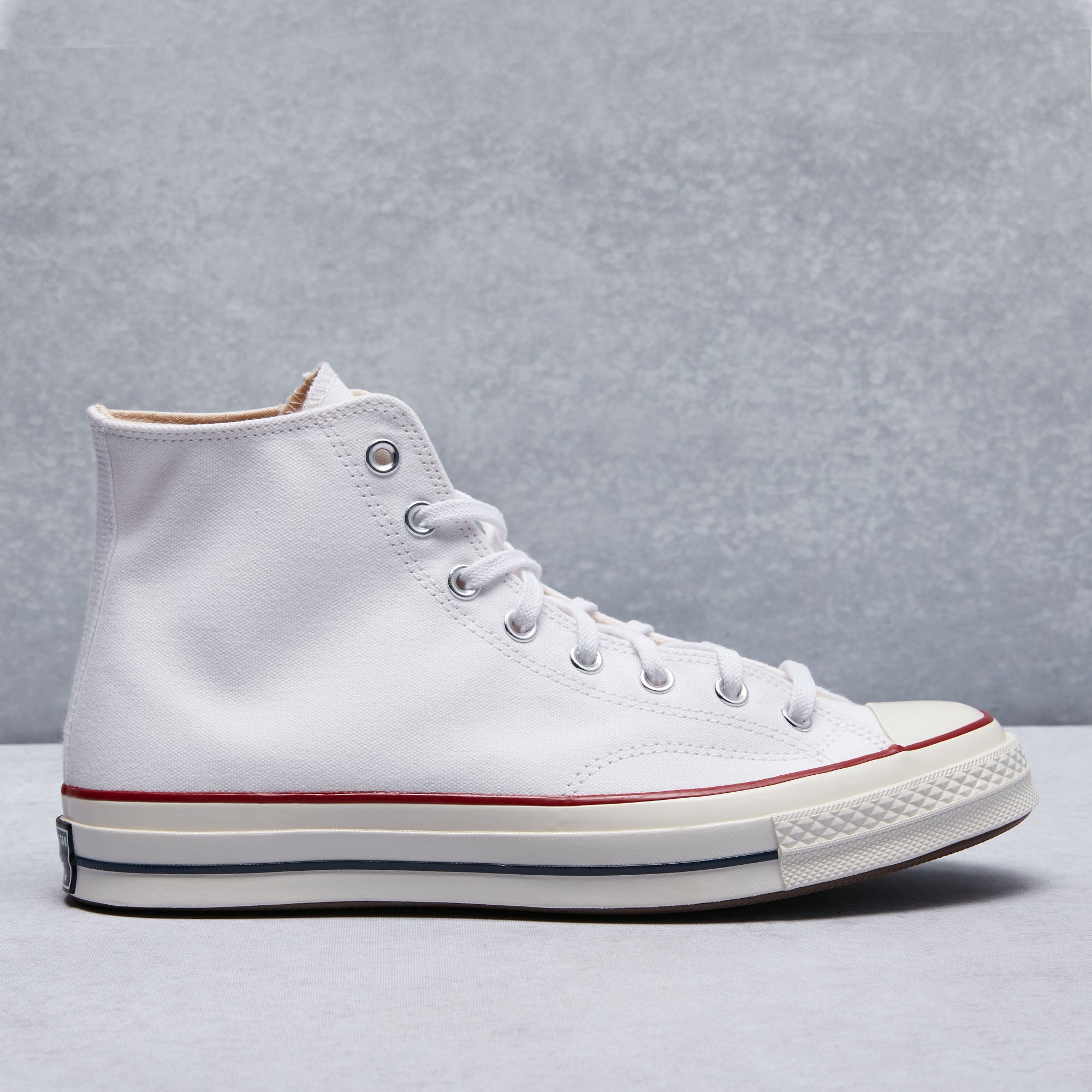 converse shoes ksa