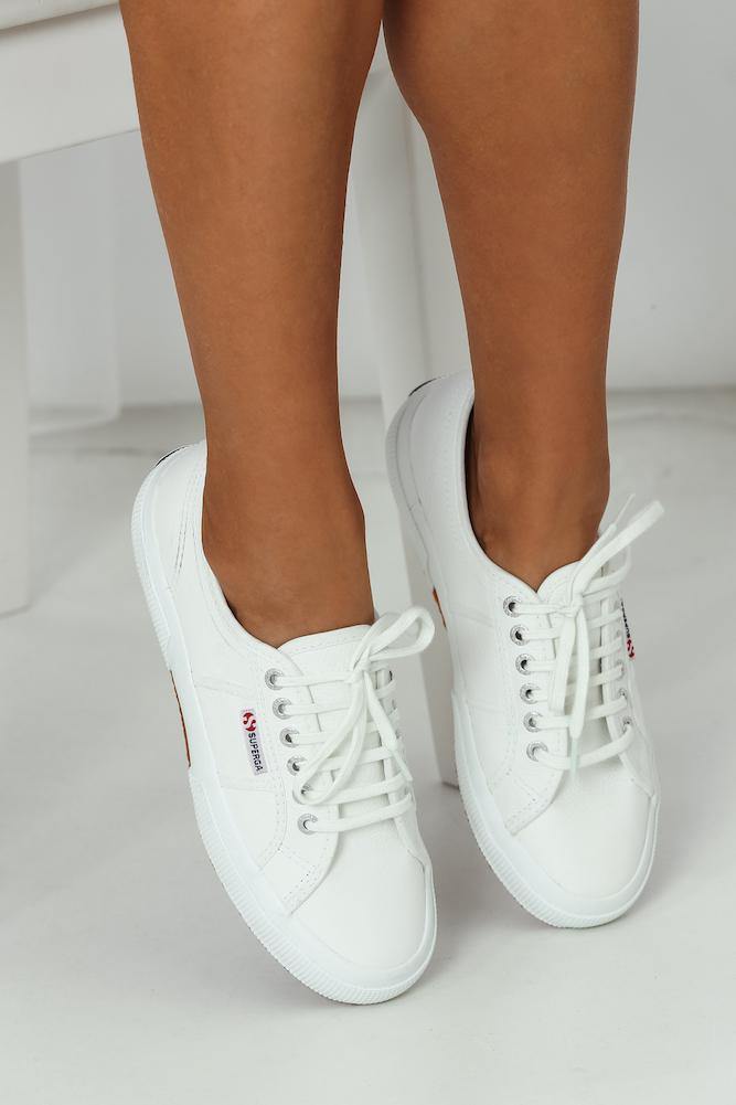 unidays superga