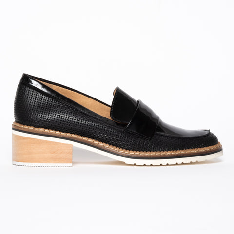 Pinto di Blu Serina loafer in Black patent and leather