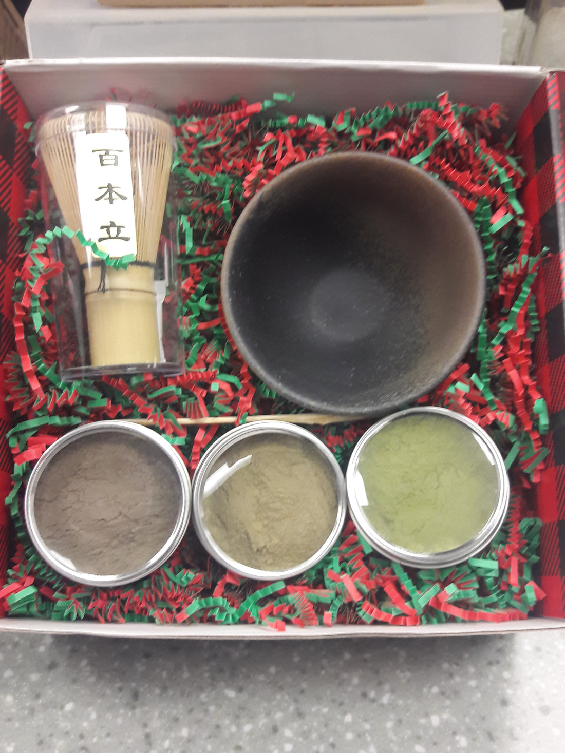 https://cdn.shopify.com/s/files/1/0281/2726/products/matcha_set.jpg?v=1542652165&width=1100