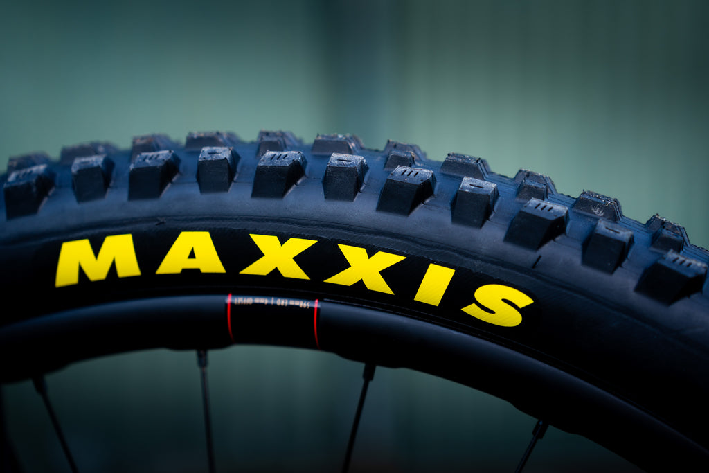 Maxxis DHR2 on Reserve HD30 rim