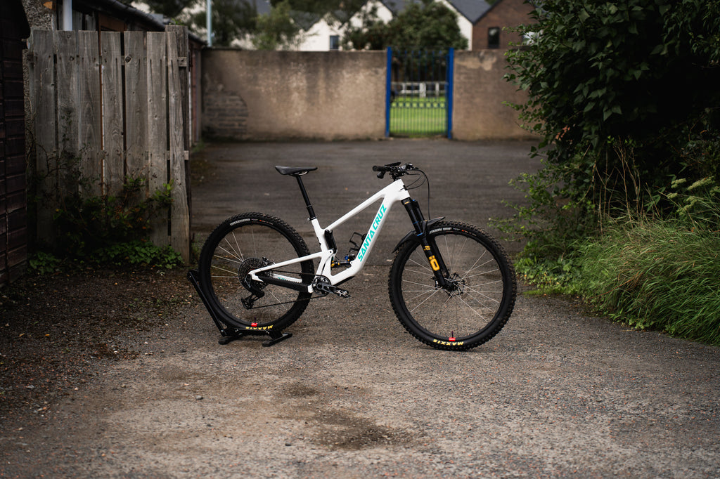 Mark Scott's Santa Cruz Tallboy profile shot