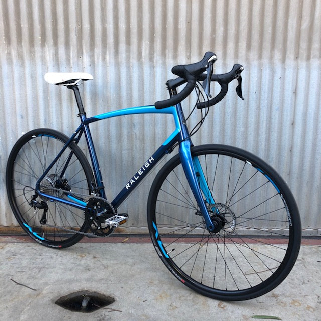 road bike shimano 105