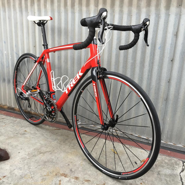 trek madone 2.1 road bike