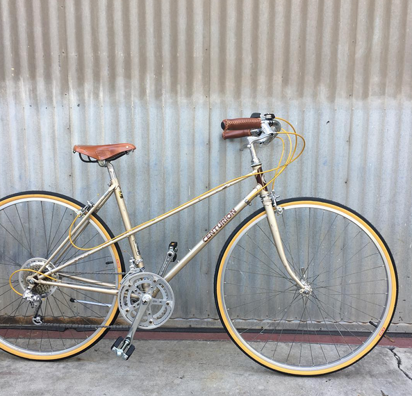 vintage mixte bike