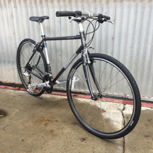 steel flat bar bike