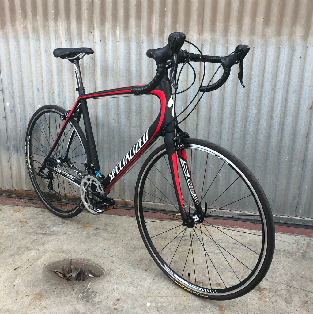 specialized carbon road bicycles