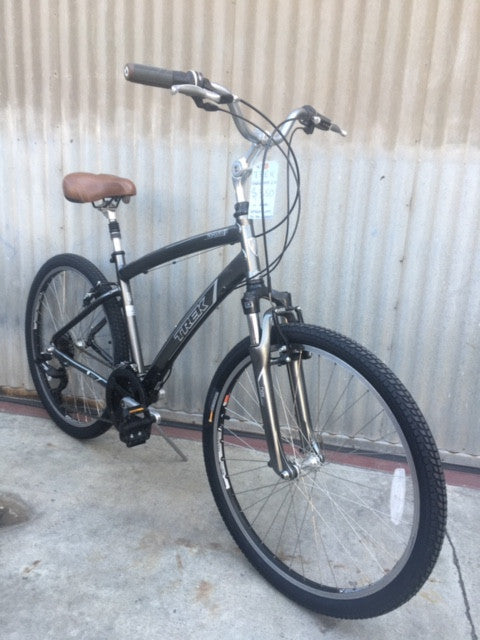 trek navigator 20