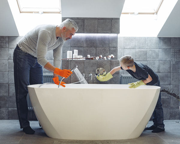 https://cdn.shopify.com/s/files/1/0281/3560/files/The-Utimate-Bathroom-Cleaning-Checklist-That-Every-Home-Should-Have10_600x600.jpg?v=1651558443