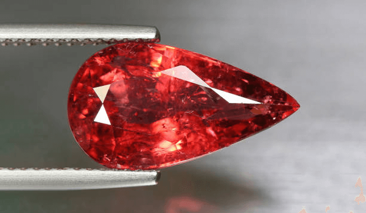 Garnet gemstone