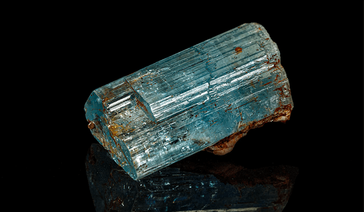 aquamarine gemstone