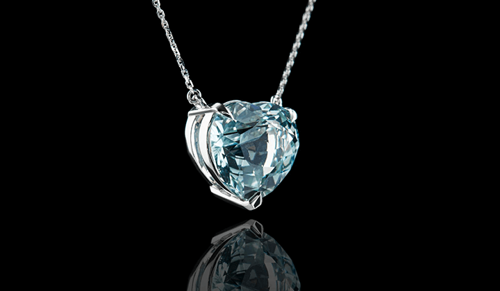 aquamarine gemstone