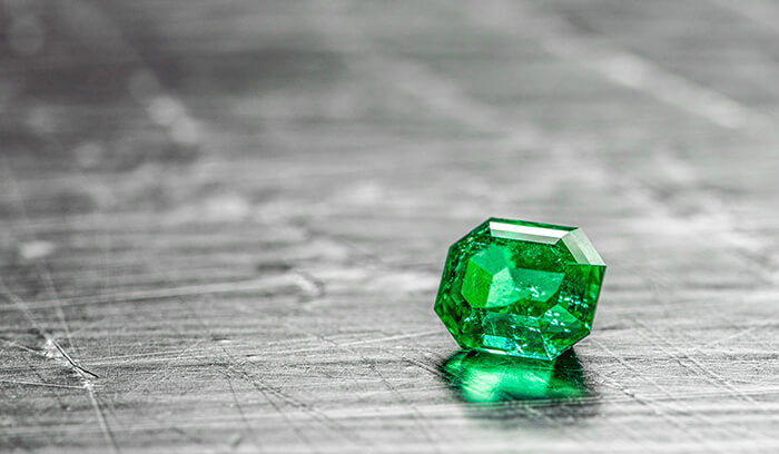 Emerald Color