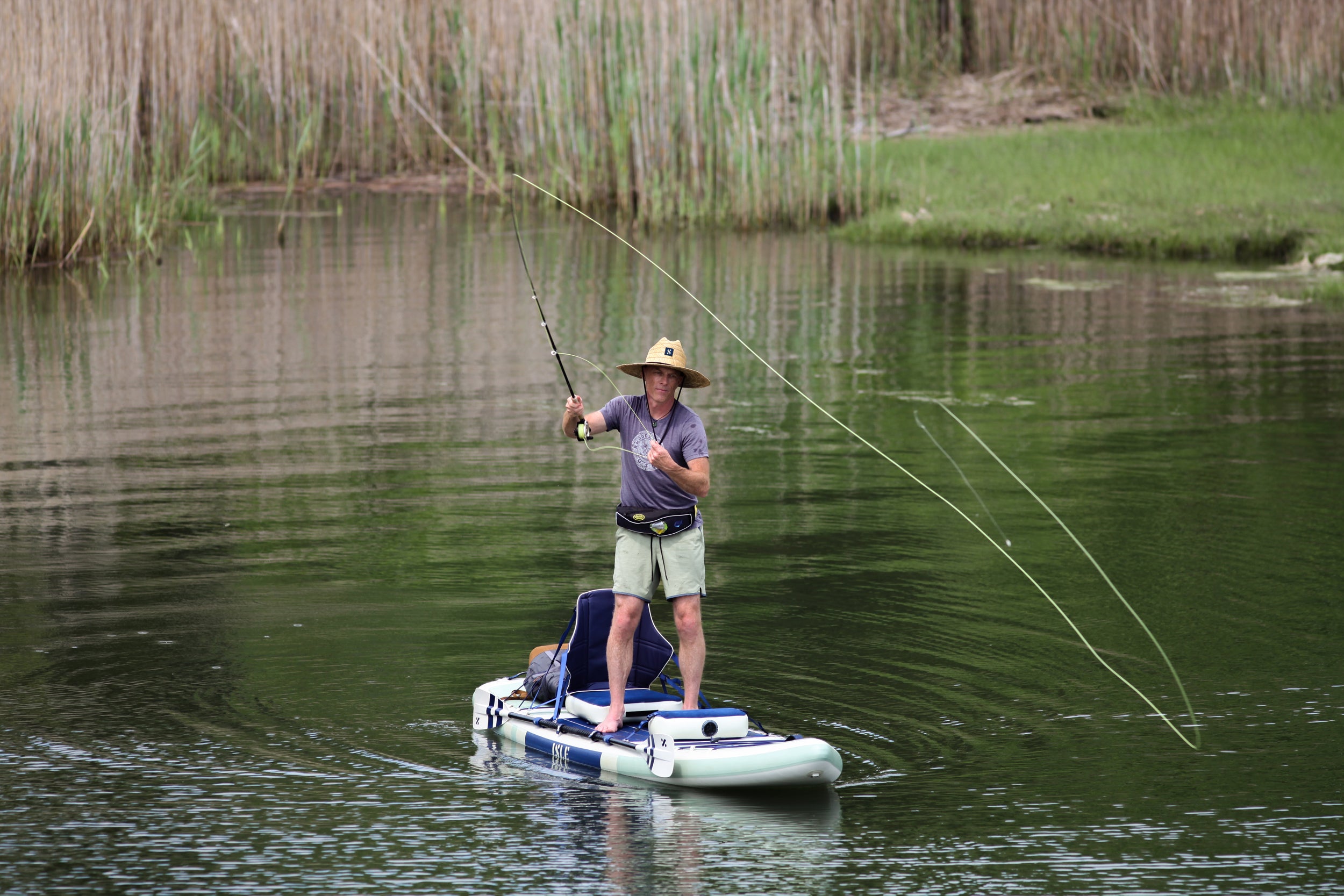 The best inflatable fly fishing paddle board and inflatable fishing su