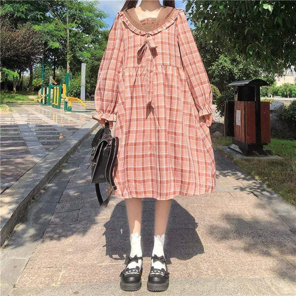 Plaid Dresses – a Never-ending Fashion Inspiration For Different Fashion Styles