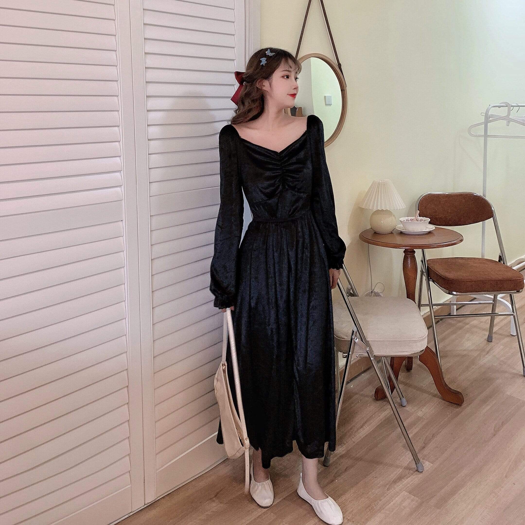 Women's Vintage High-waisted Black Velvet Dresses – Kawaiifashion