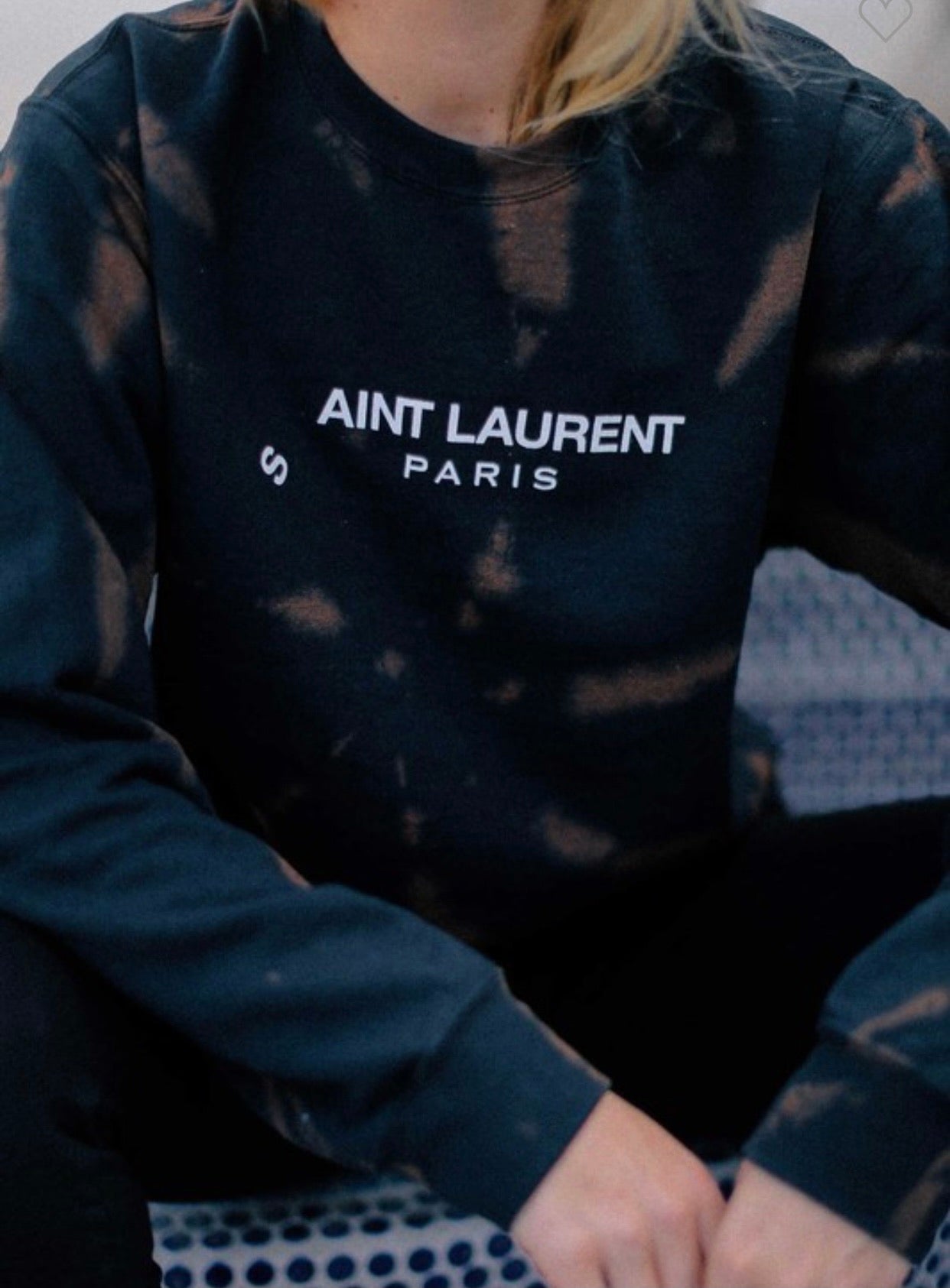 Laurent Sweatshirt – 5 Sisters Boutique