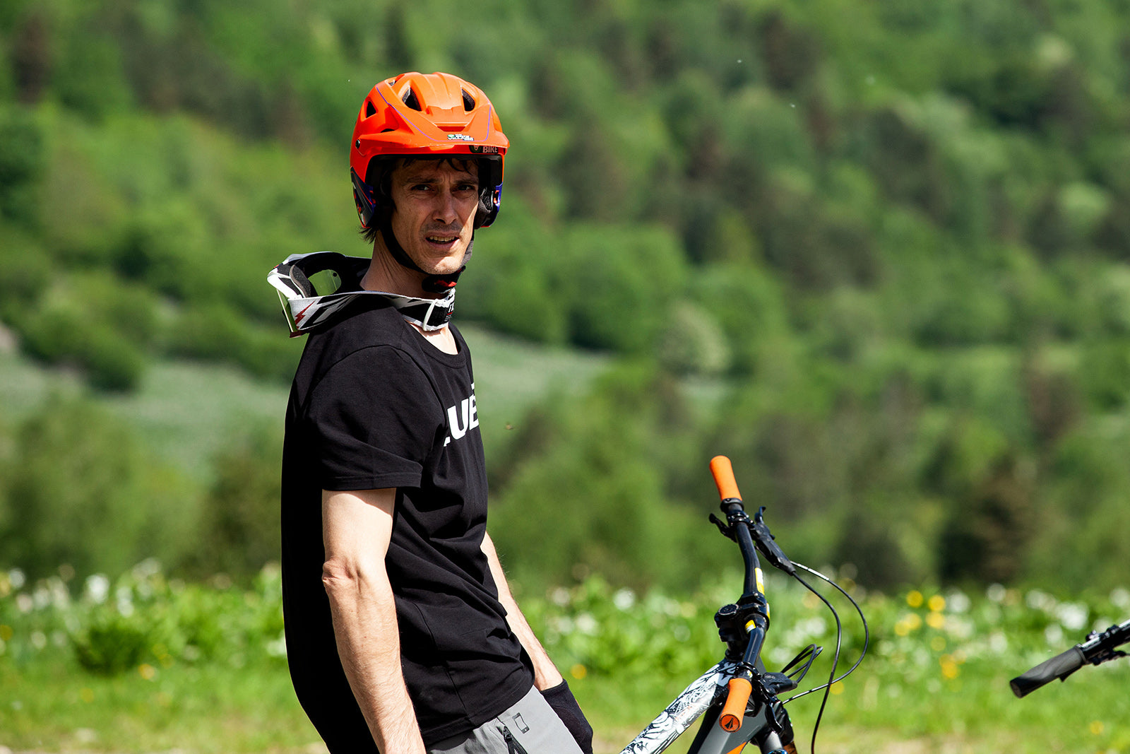 Marc Gómez - Co-Founder of AranBikeParks. FreeSki trainer at the Val d'Aran Technification Center. Photography: Júlia Miralles