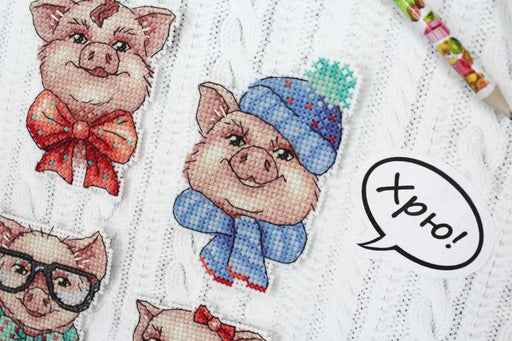 Pig Christmas Ornaments- Plastic Canvas Pattern or Kit