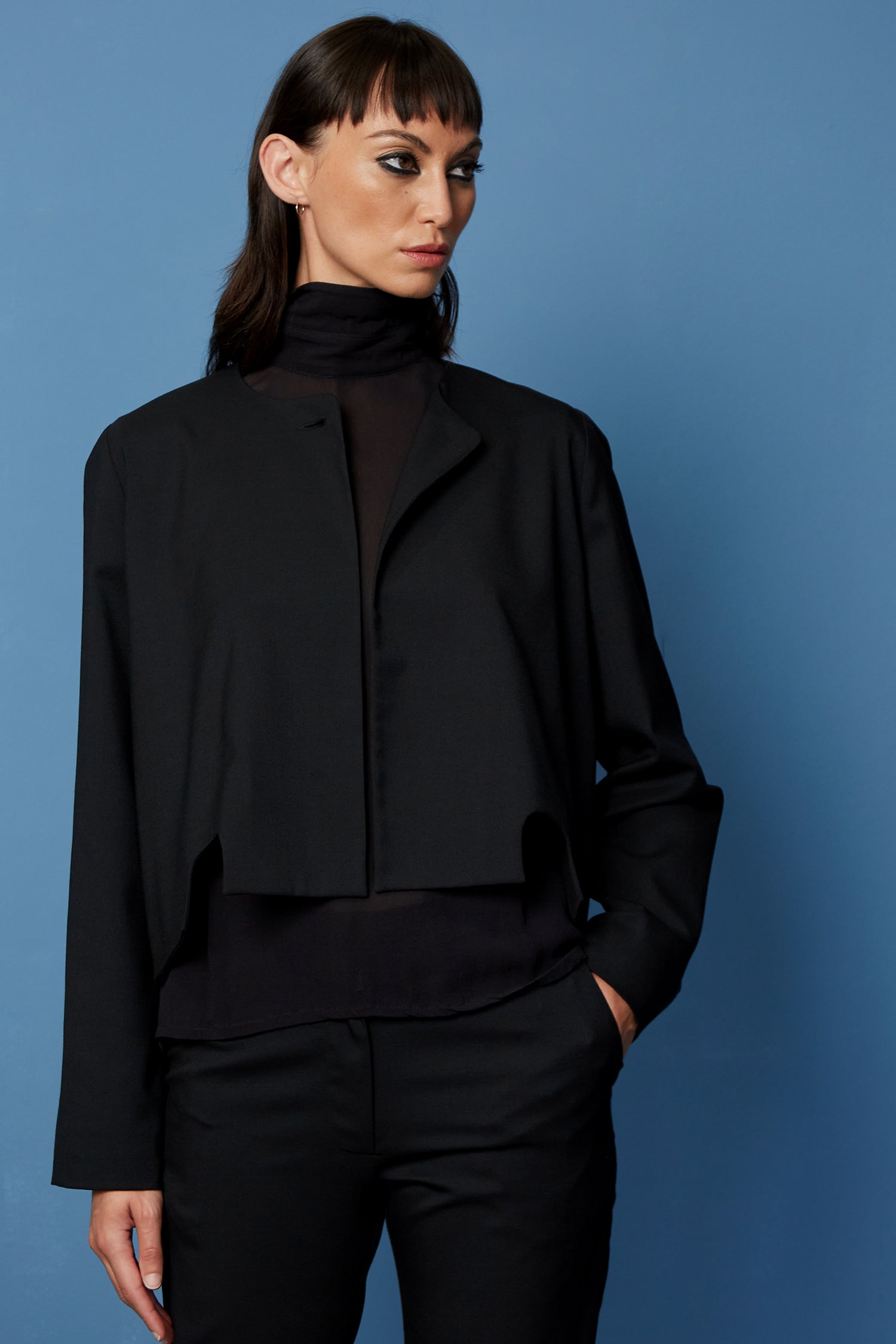 ALCOVE JACKET IN SUITBLACK, W22