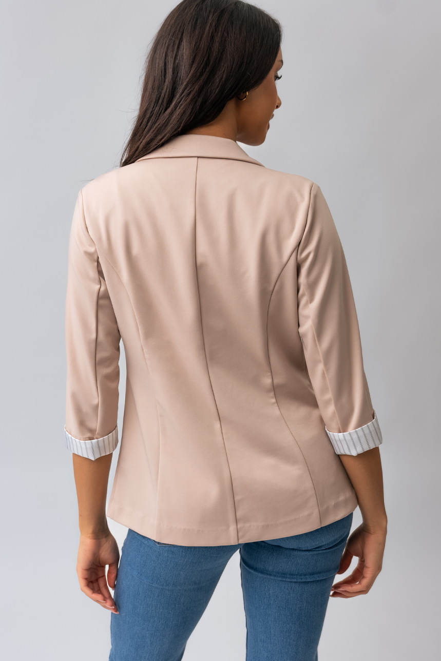 Le blazer manche Ã  revers contraste