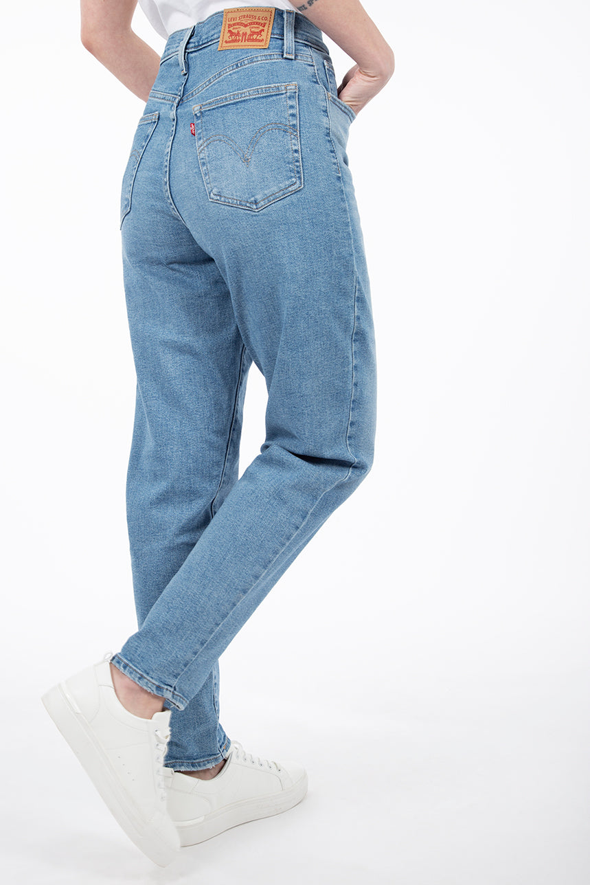 High waist mom jeans | Levi's | Shop the Pentagone