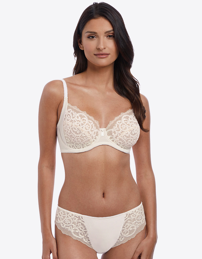 Wacoal Lace Essentiel Fuller Figure Bra Cream/Powder