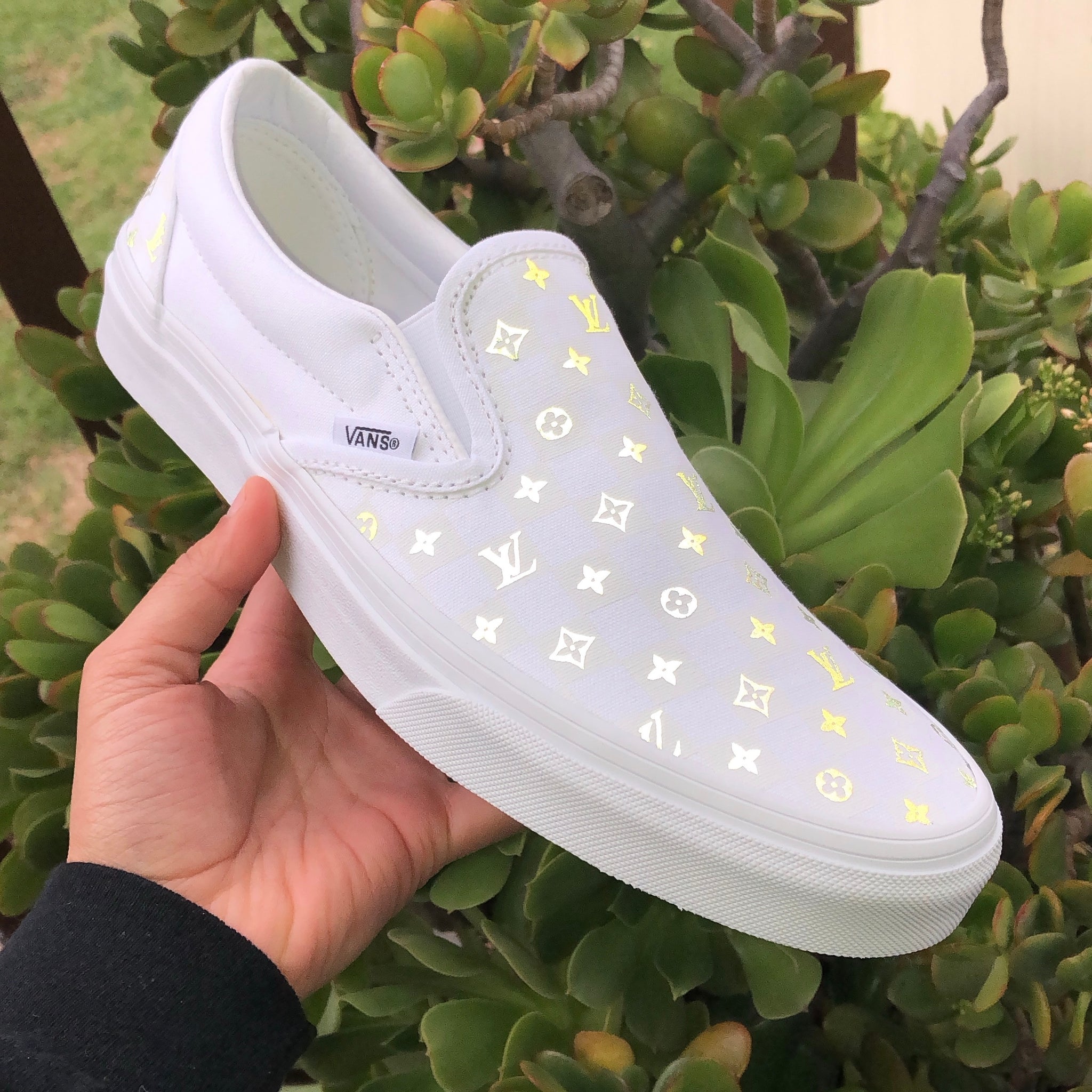 White and White Checkered Reflective LV 