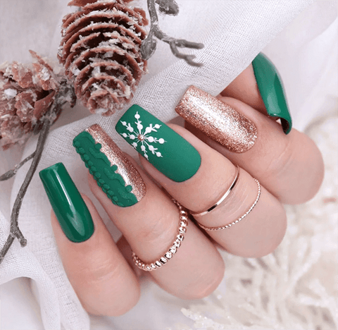 Hand Painted Christmas Nails by HayleyPartridge