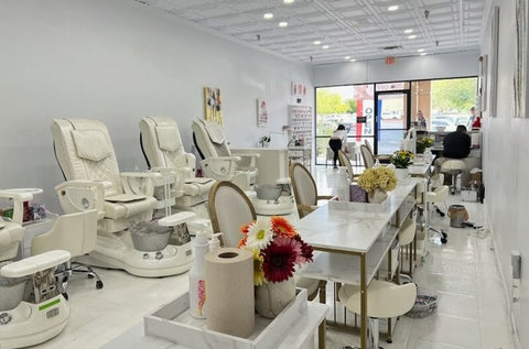 a-guide-on-how-to-maintain-a-pedicure-chair-for-nail-salon